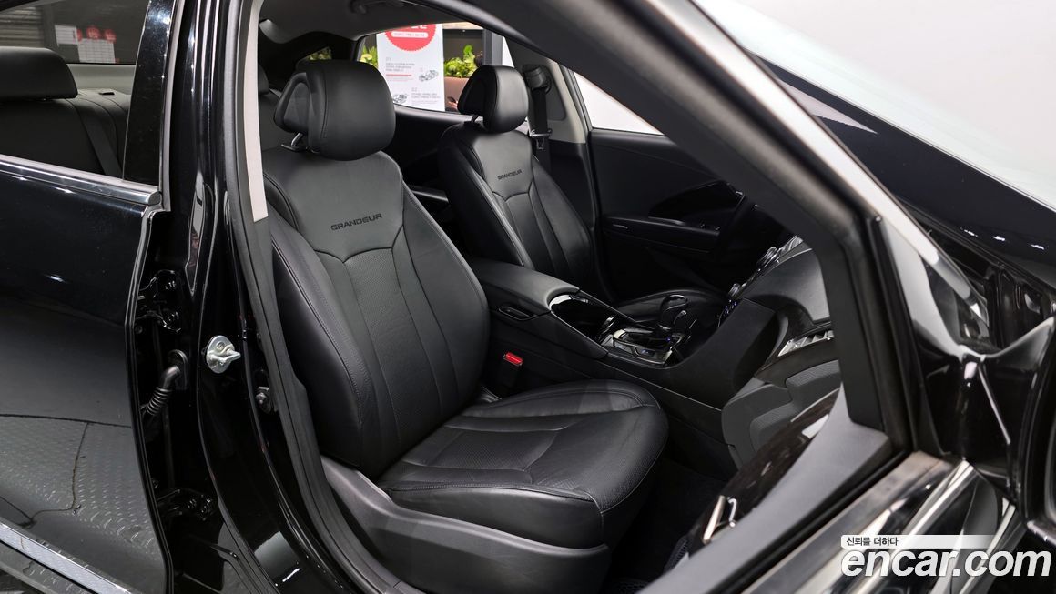 Hyundai Grandeur 2011