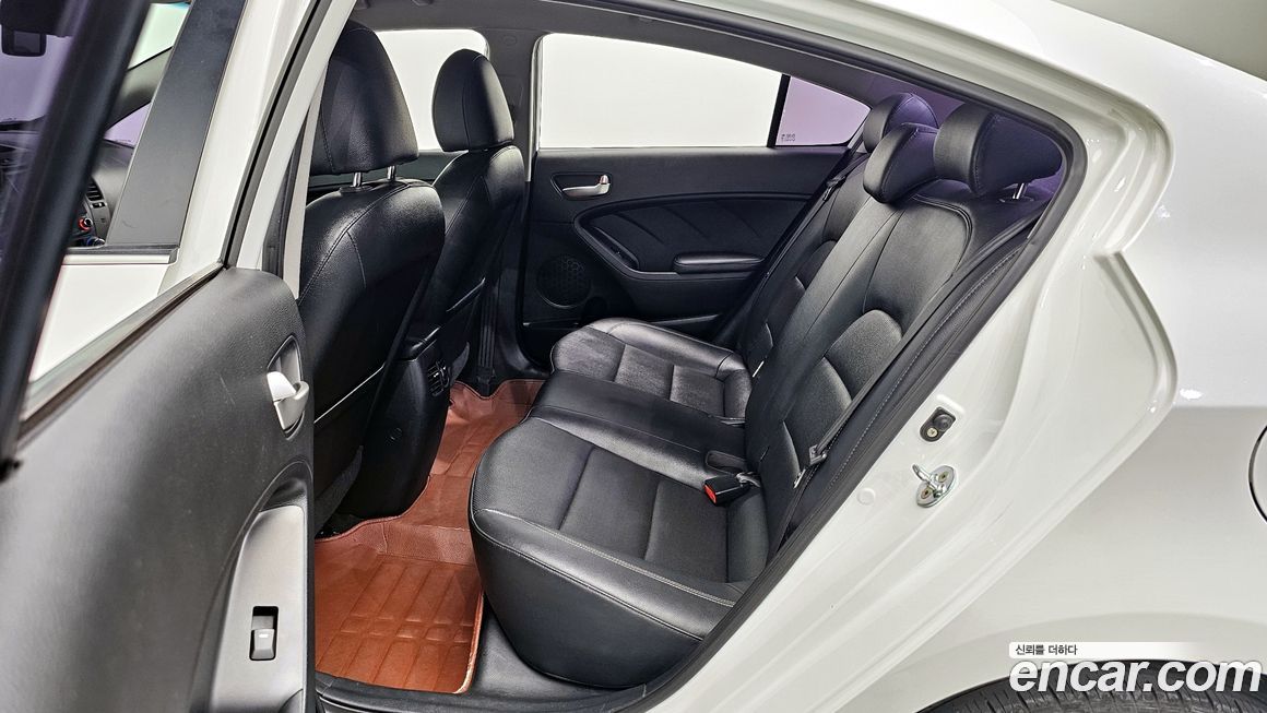 Kia K3 2015