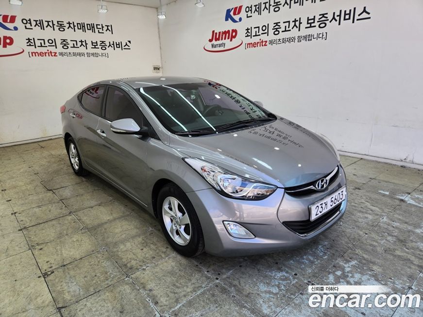 Hyundai AVANTE 2012