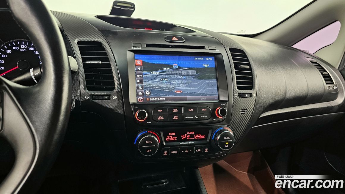 Kia K3 2015