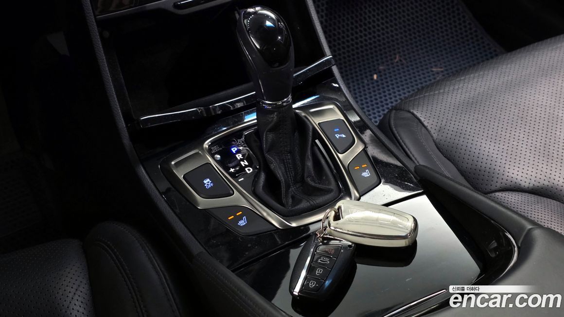 Hyundai Grandeur 2011