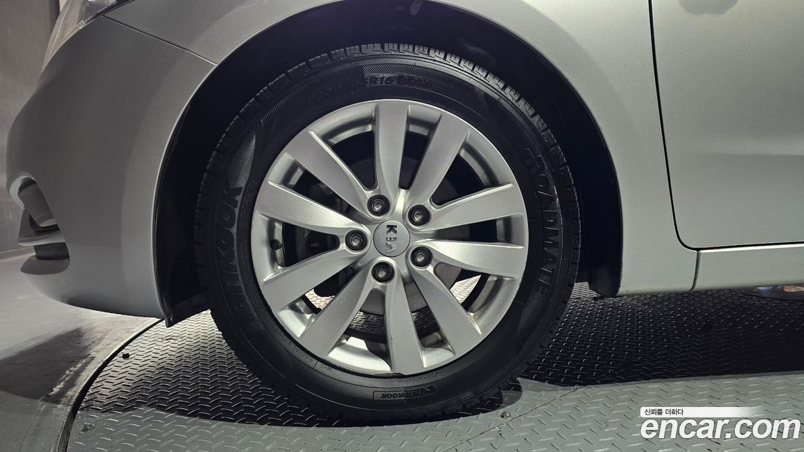 Kia K3 2014