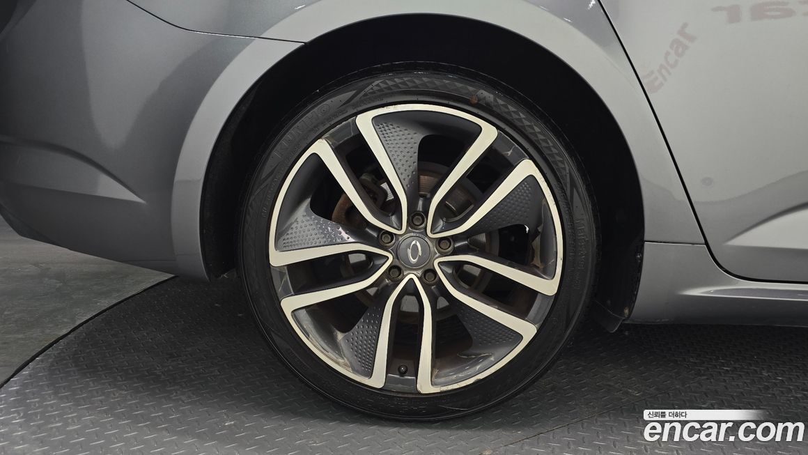 Renault-KoreaSamsung SM6 2016