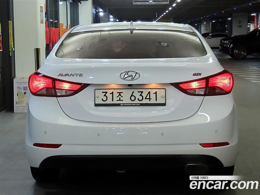 Hyundai AVANTE 2015