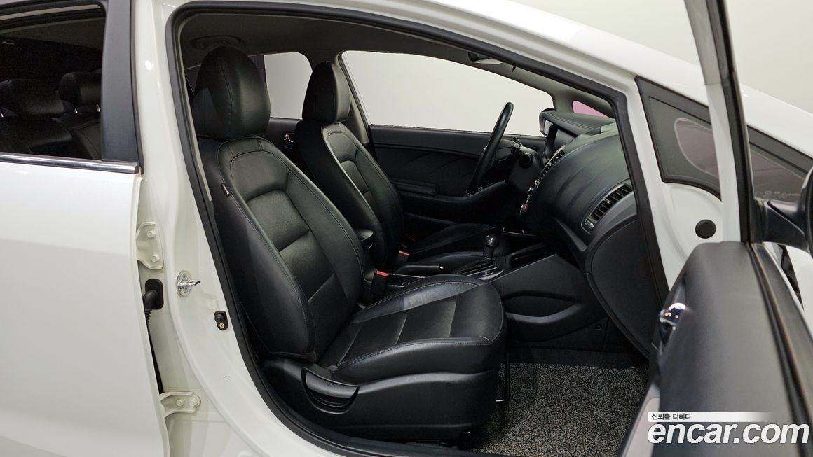 Kia K3 2013