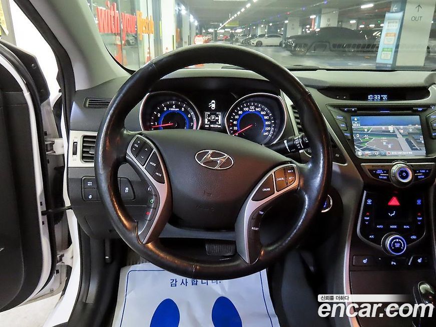 Hyundai AVANTE 2015