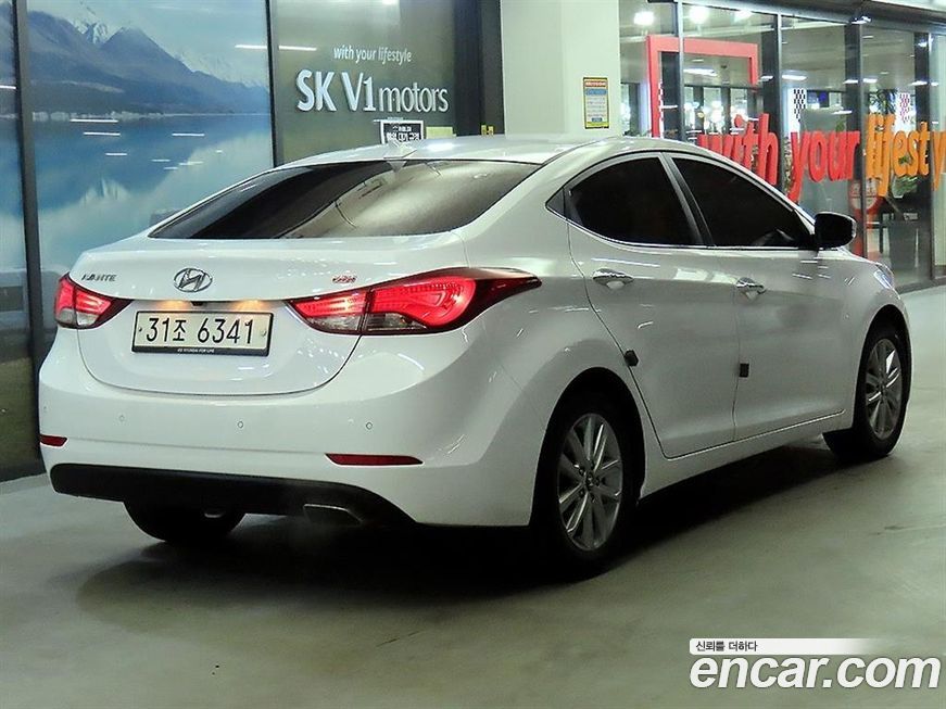 Hyundai AVANTE 2015