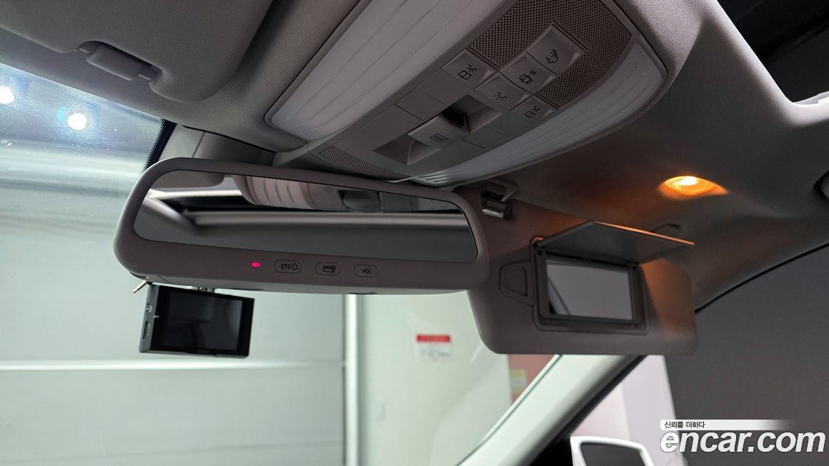 Mercedes-Benz E-Class 2013