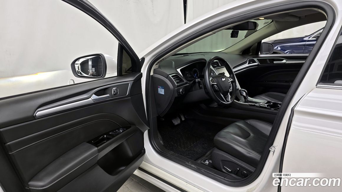 Ford Mondeo 2015