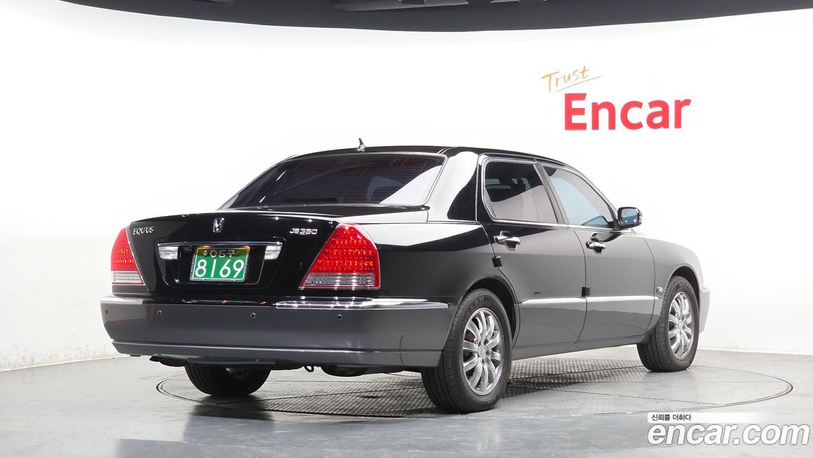 Hyundai Equus 2005