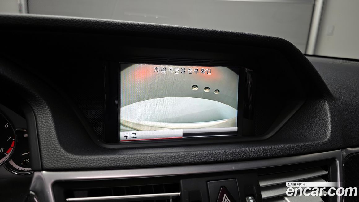 Mercedes-Benz E-Class 2013