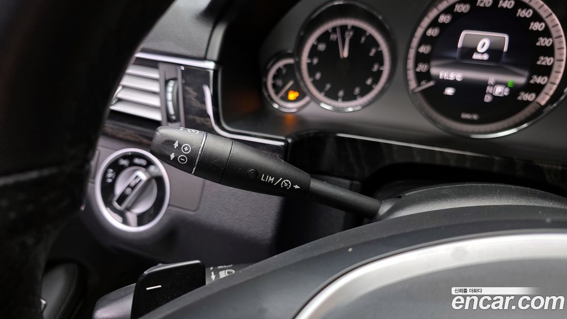 Mercedes-Benz E-Class 2013