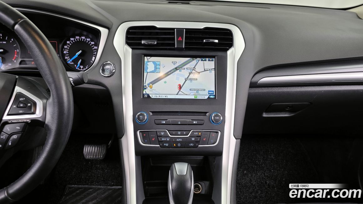 Ford Mondeo 2015