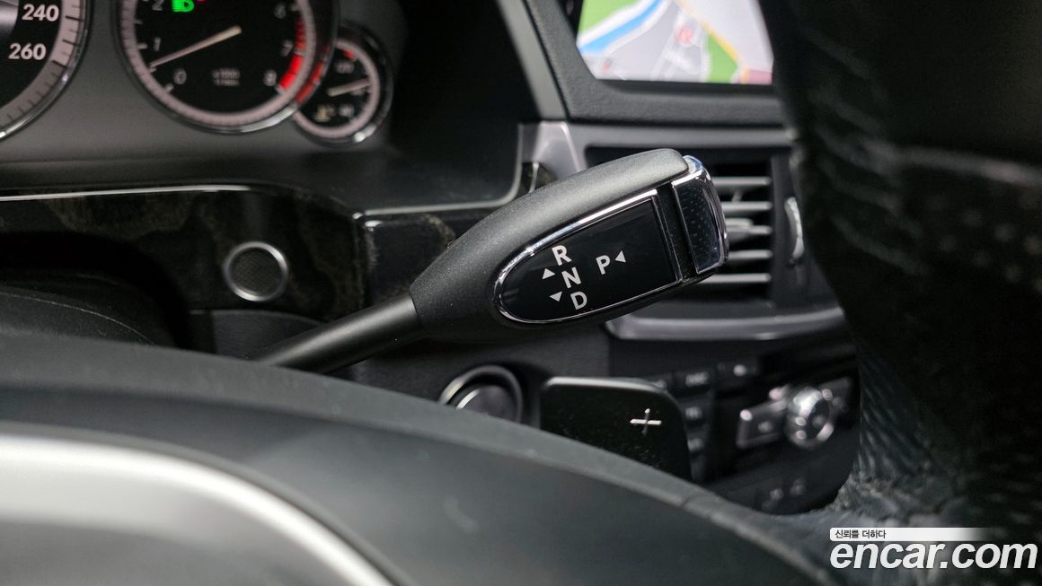 Mercedes-Benz E-Class 2013