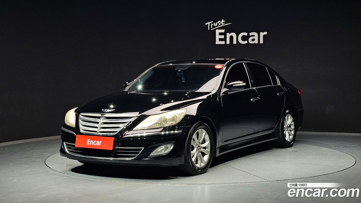 Hyundai Genesis 2013