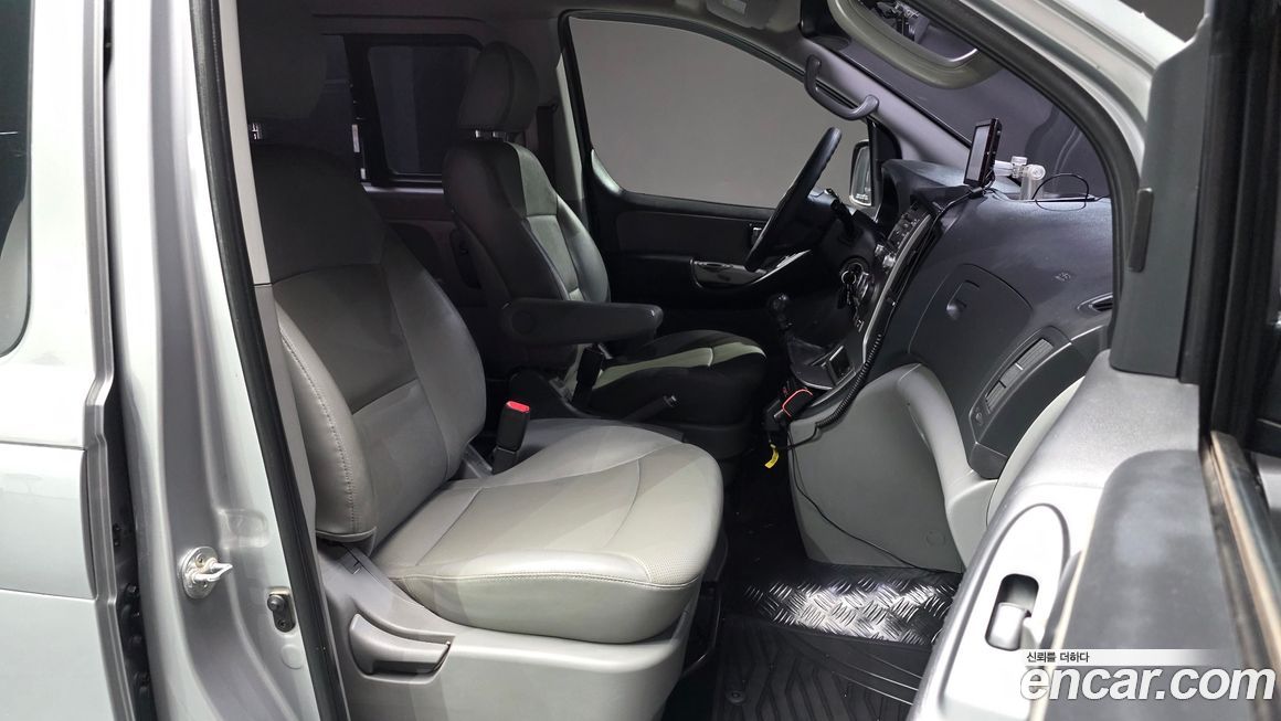Hyundai Starex 2015
