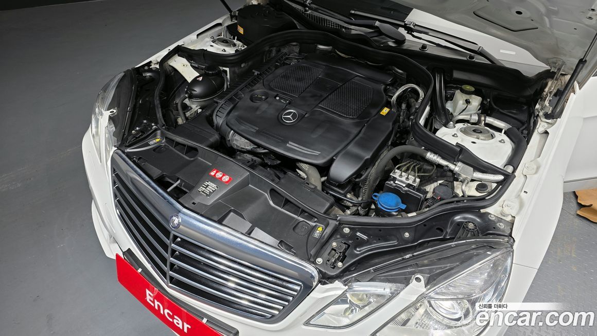 Mercedes-Benz E-Class 2013