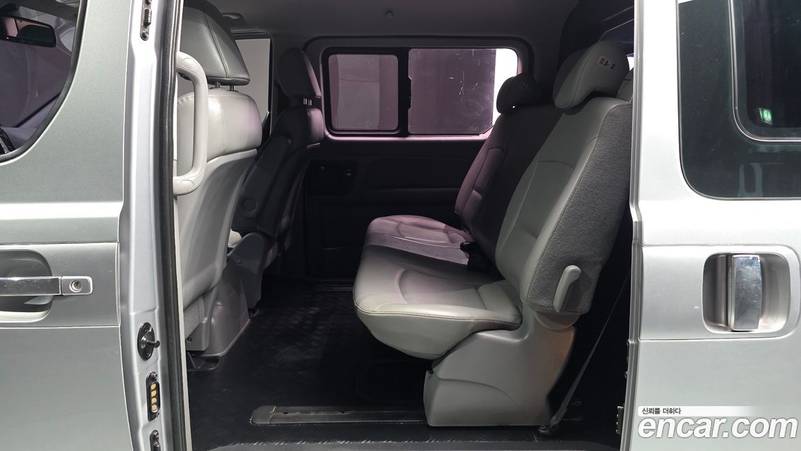 Hyundai Starex 2015
