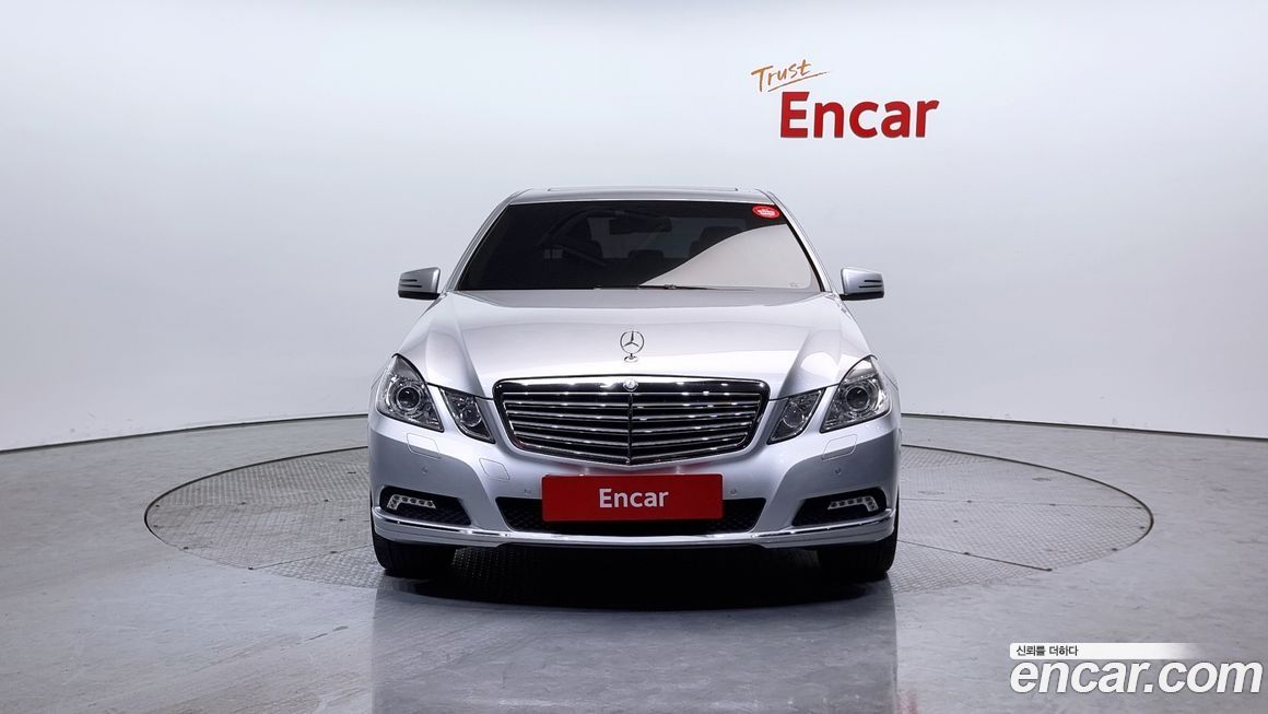 Mercedes-Benz E-Class 2010