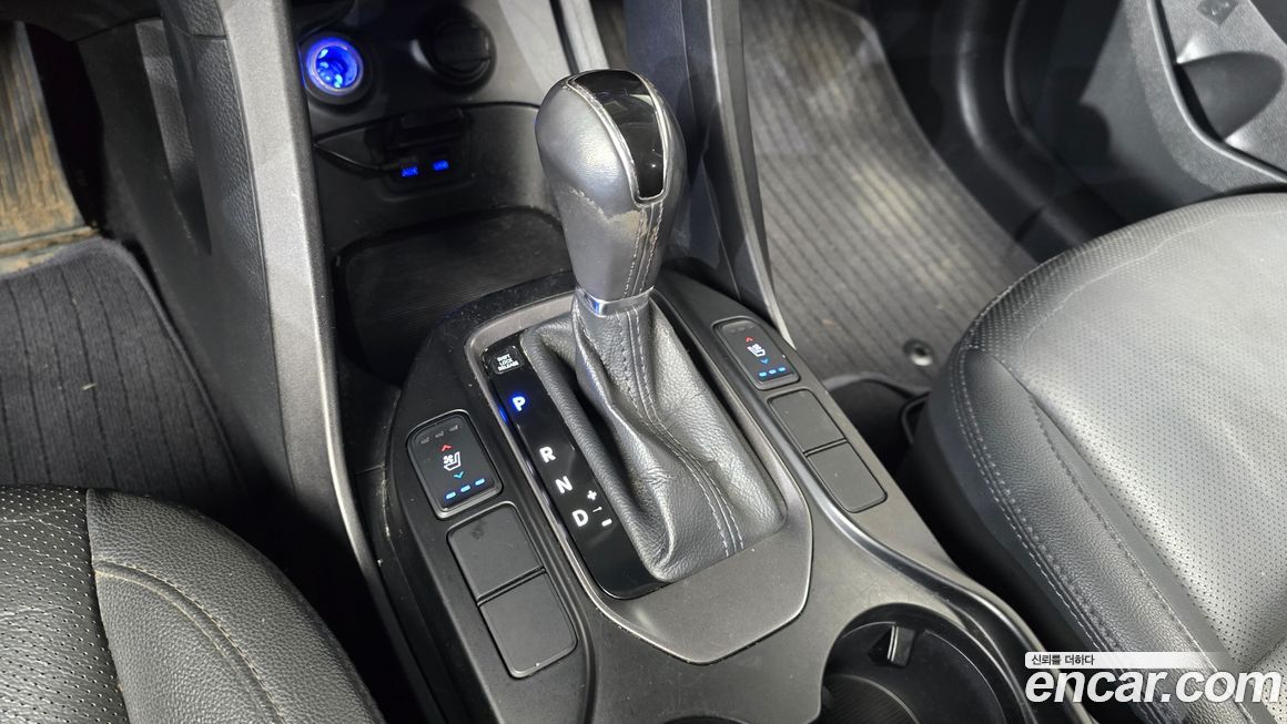 Hyundai Santafe 2015