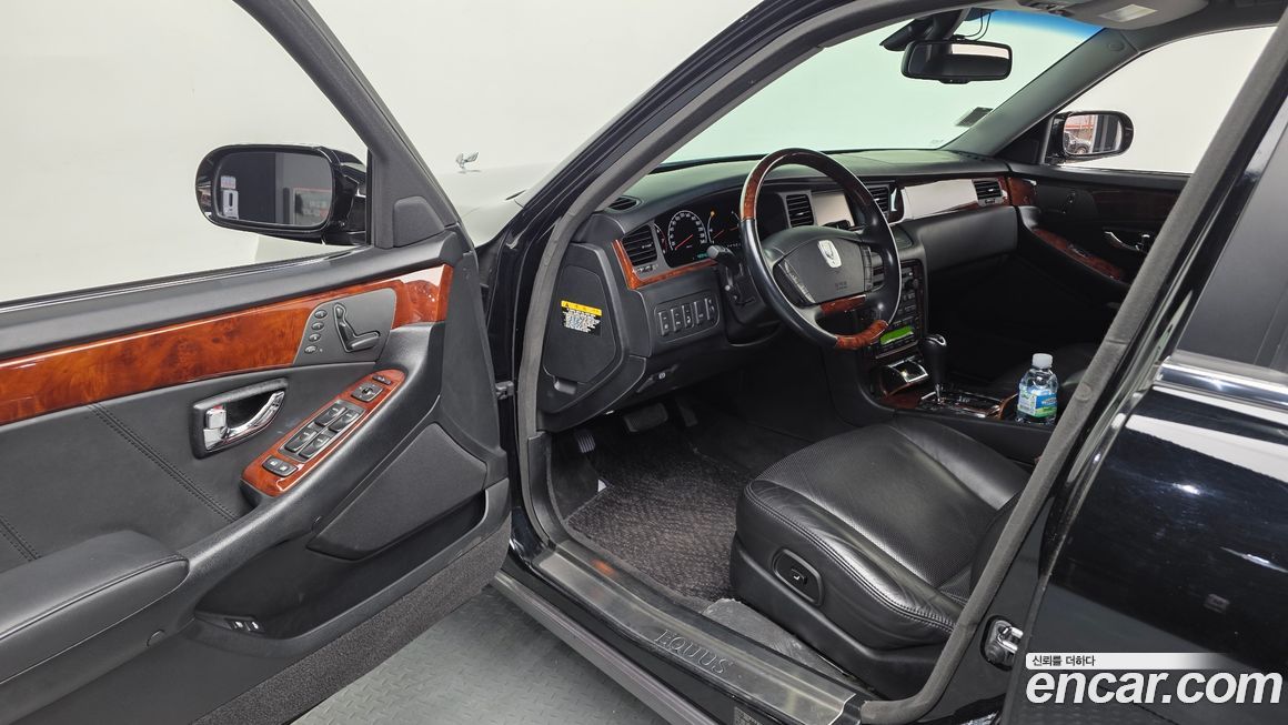 Hyundai Equus 2005
