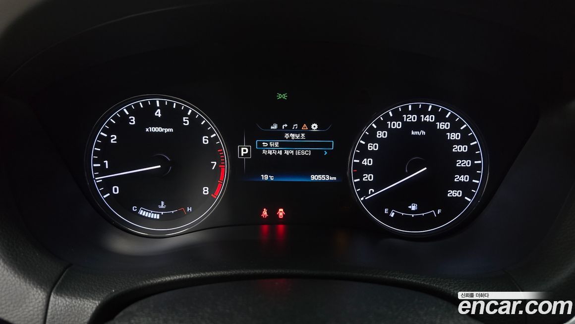 Hyundai Genesis 2016