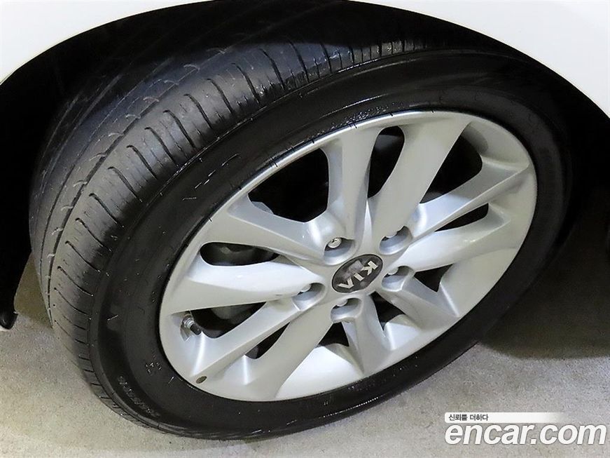 Kia K3 2017