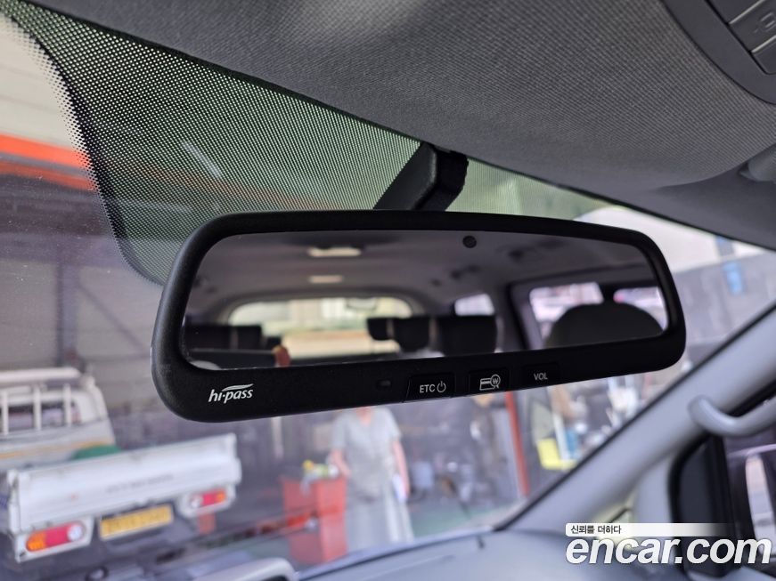 Hyundai Starex 2018
