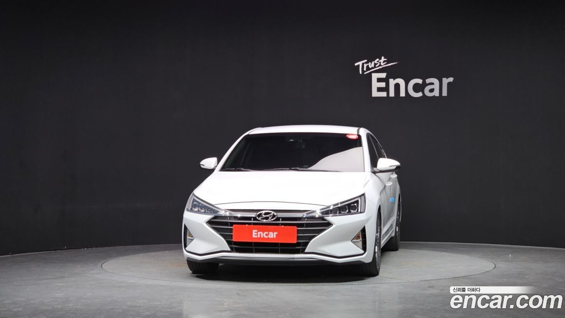 Hyundai AVANTE 2019