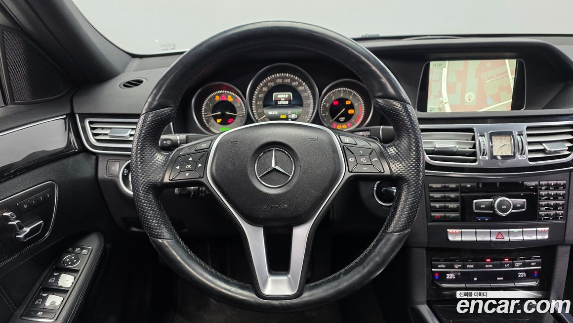 Mercedes-Benz E-Class 2014