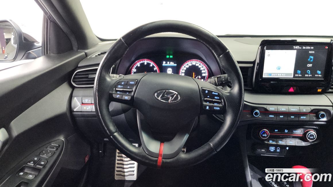 Hyundai Veloster 2018