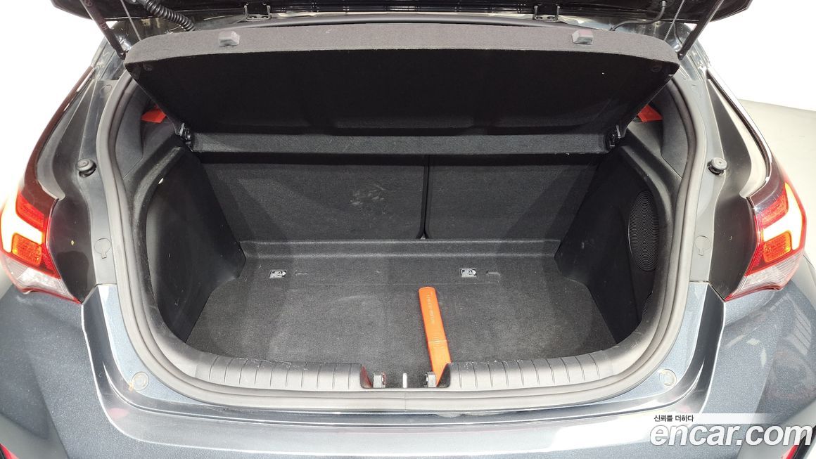 Hyundai Veloster 2018