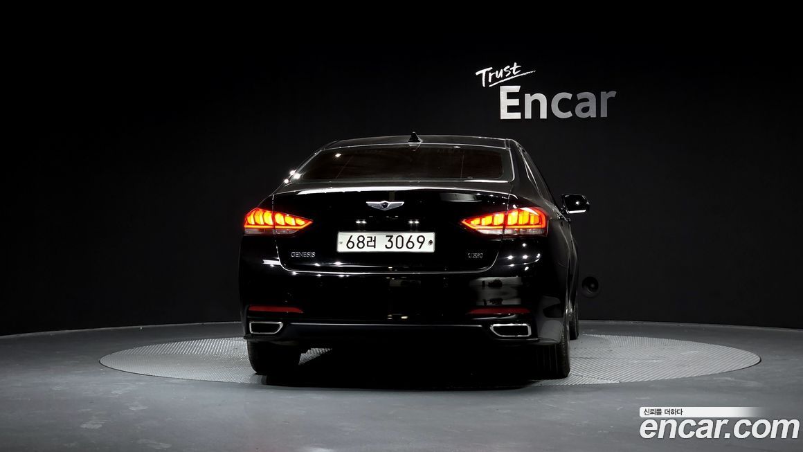 Hyundai Genesis 2015