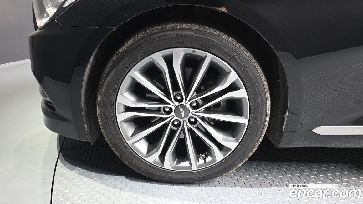 Hyundai Genesis 2015