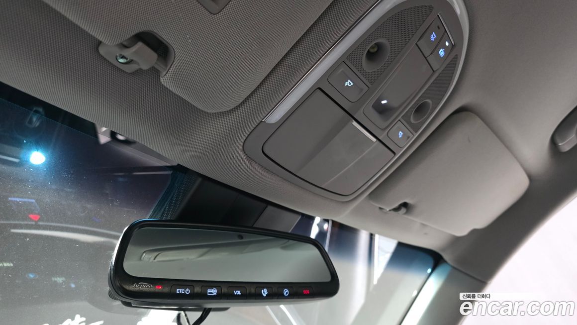 Hyundai Genesis 2015