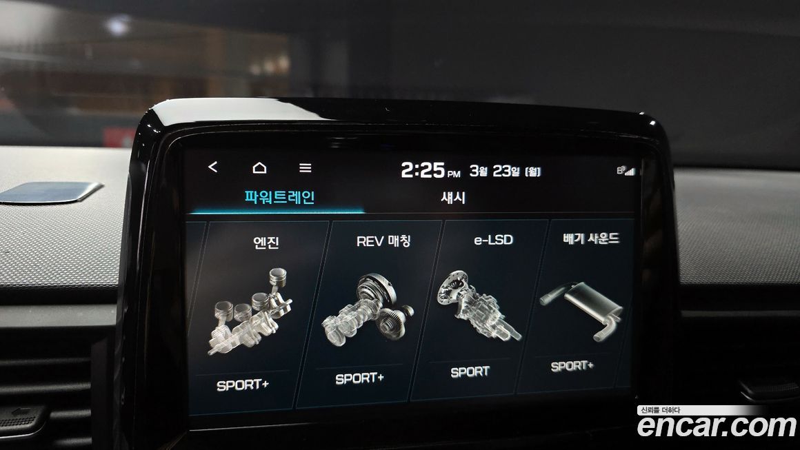 Hyundai Veloster 2019