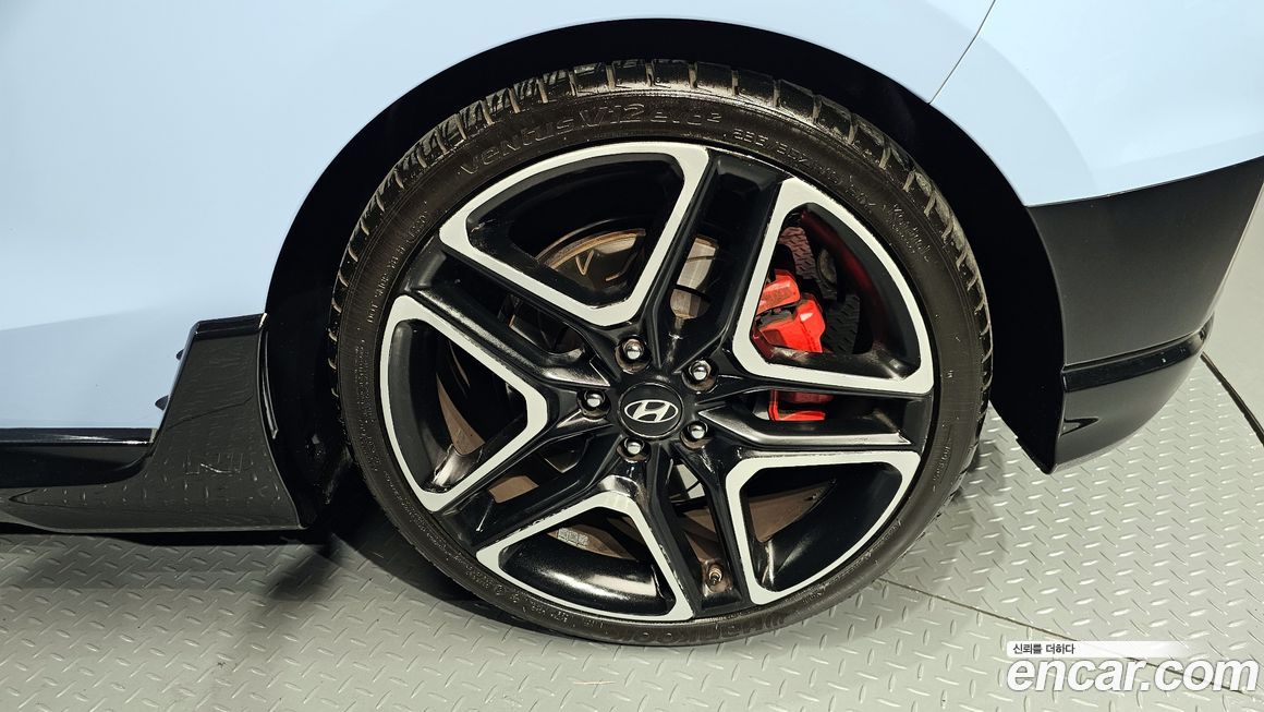 Hyundai Veloster 2019