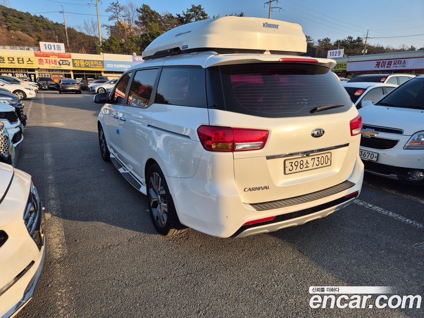 Kia Canival 2017