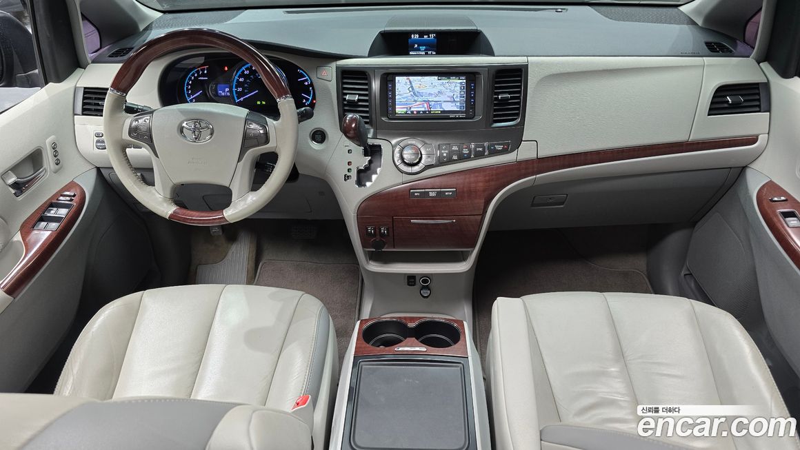Toyota Sienna 2014