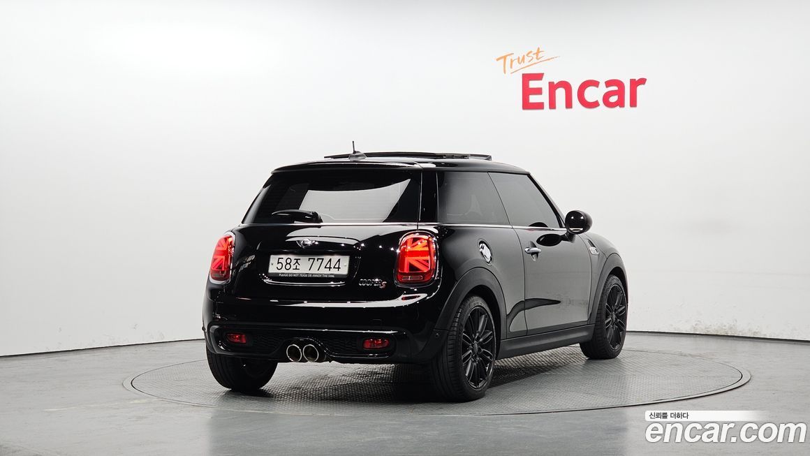 Mini Cooper 2018