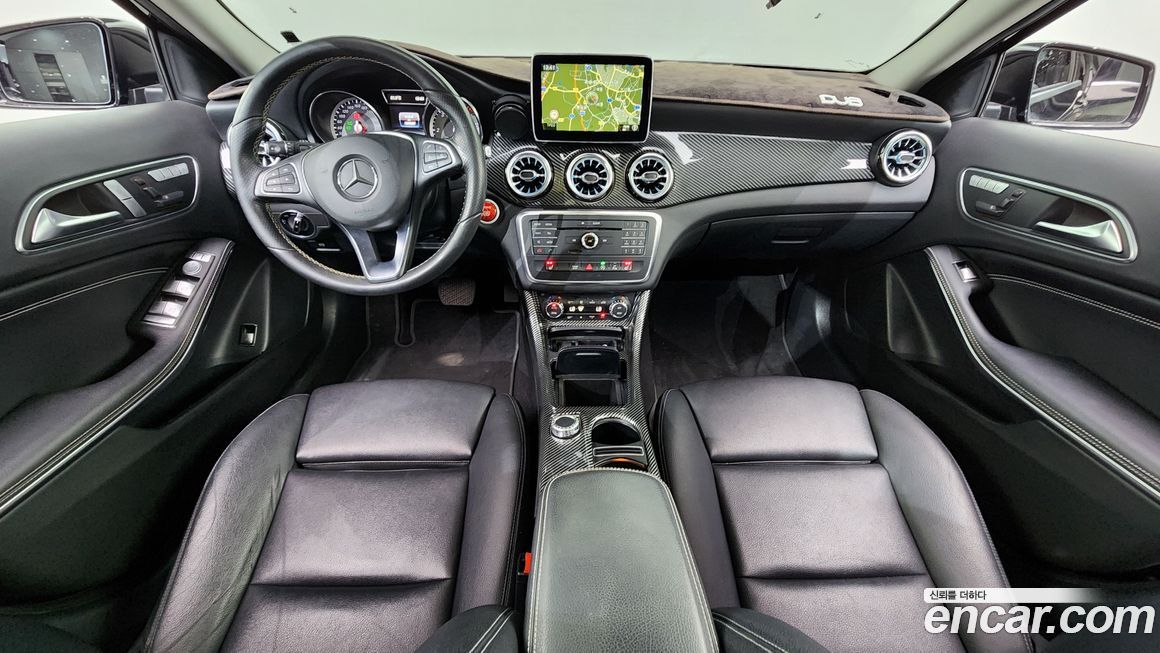 Mercedes-Benz GLA-Class 2016