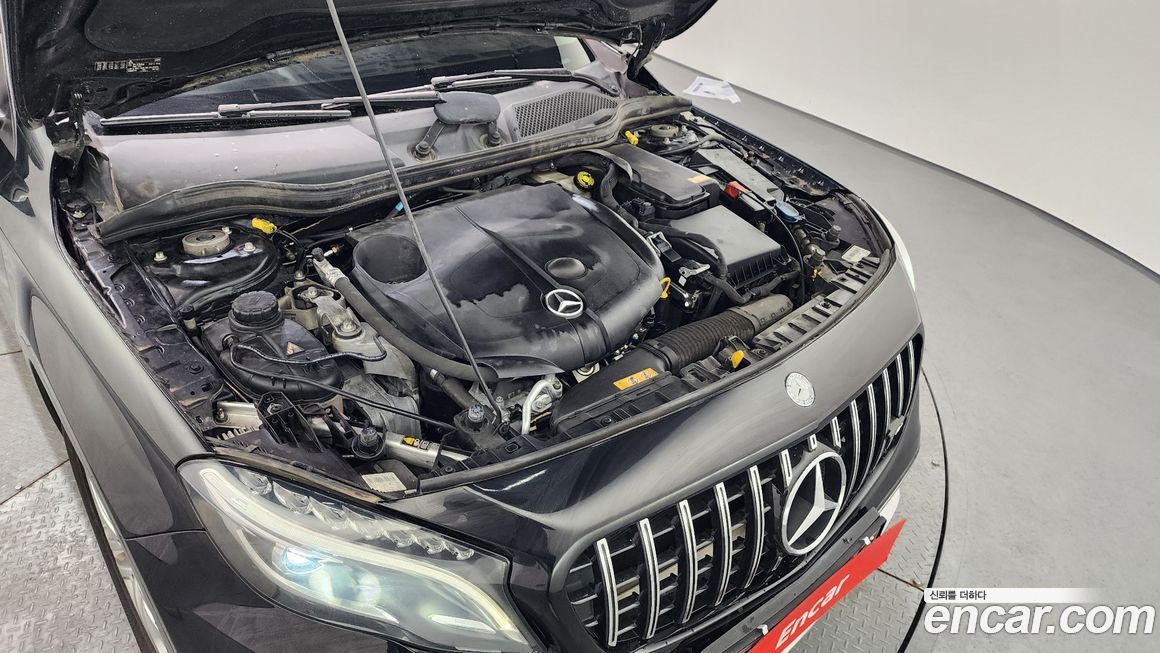 Mercedes-Benz GLA-Class 2016
