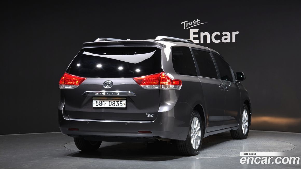 Toyota Sienna 2014
