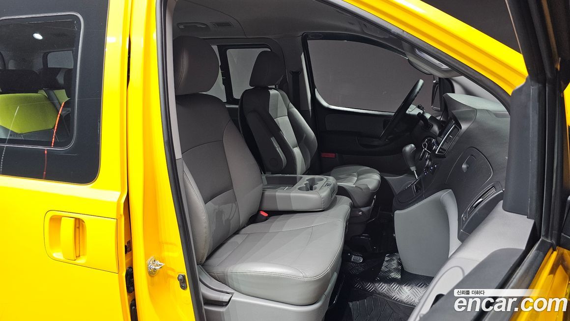 Hyundai Starex 2019