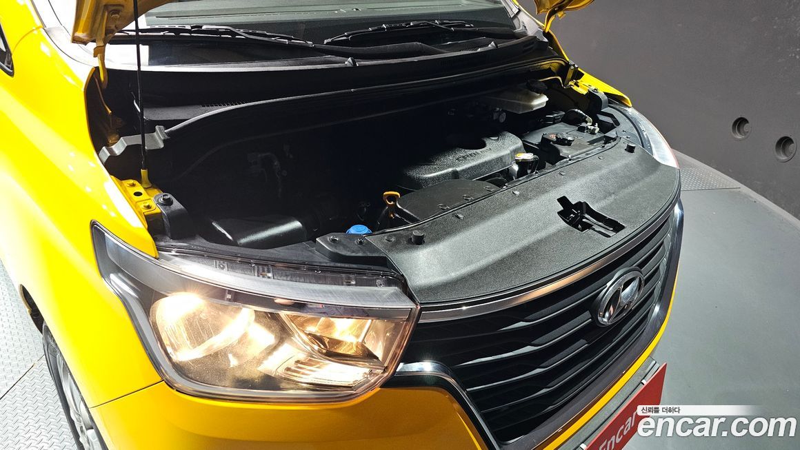 Hyundai Starex 2019