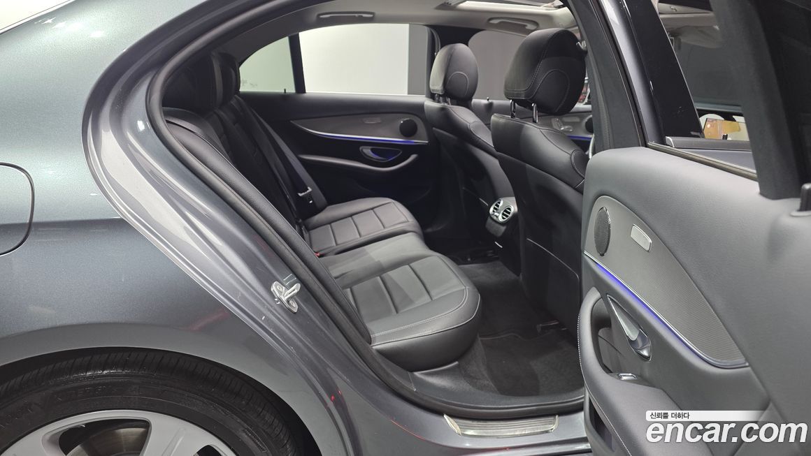 Mercedes-Benz E-Class 2017