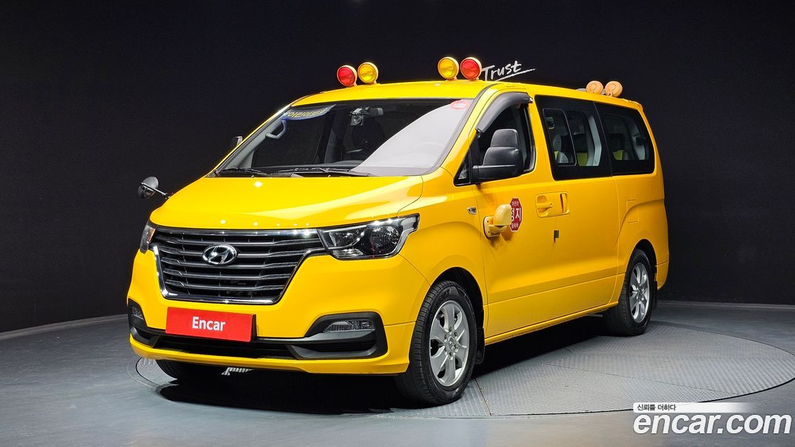 Hyundai Starex 2019