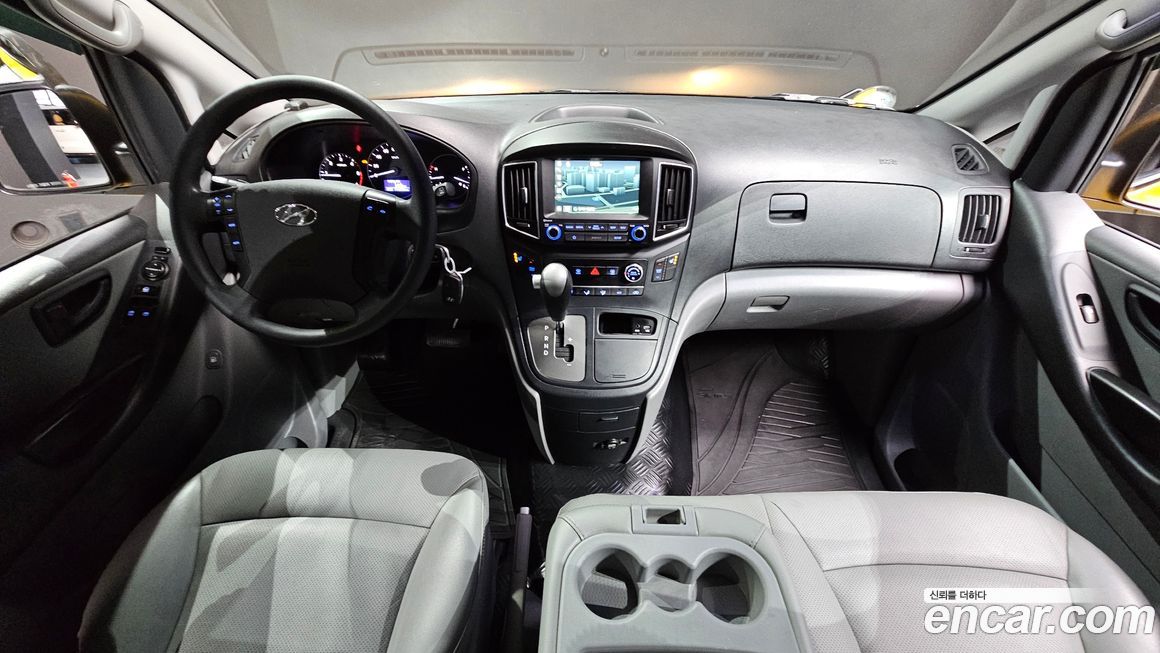 Hyundai Starex 2019