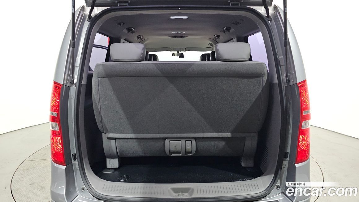 Hyundai Starex 2018