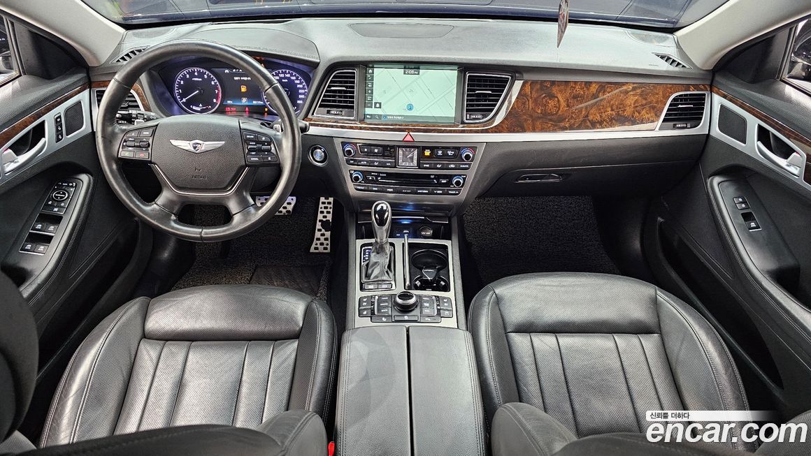 Hyundai Genesis 2016